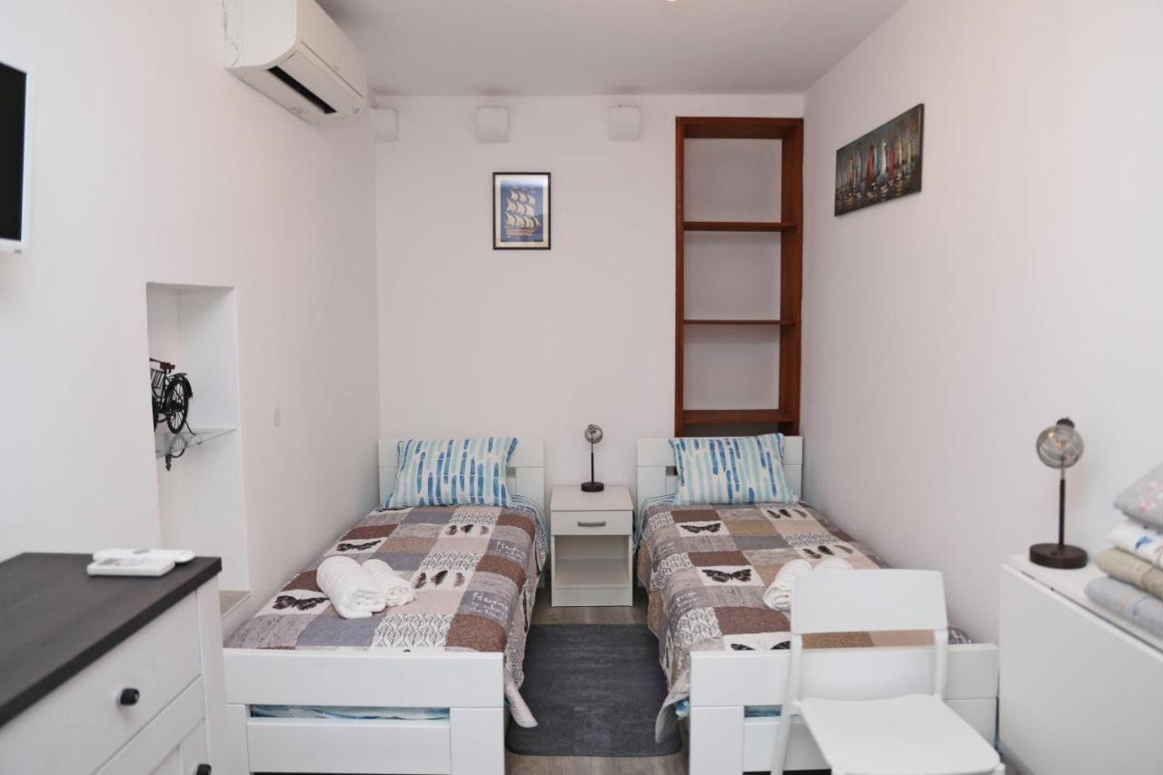 Sailboat House Apartment Korcula Town Bagian luar foto