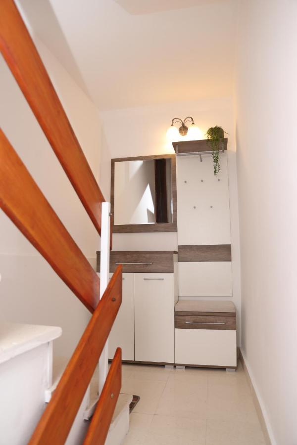 Sailboat House Apartment Korcula Town Bagian luar foto