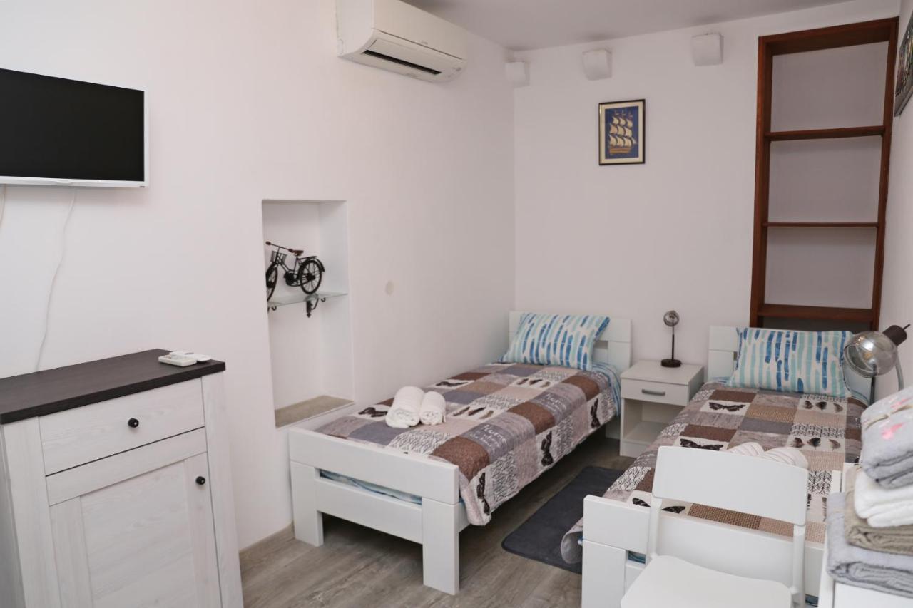 Sailboat House Apartment Korcula Town Bagian luar foto