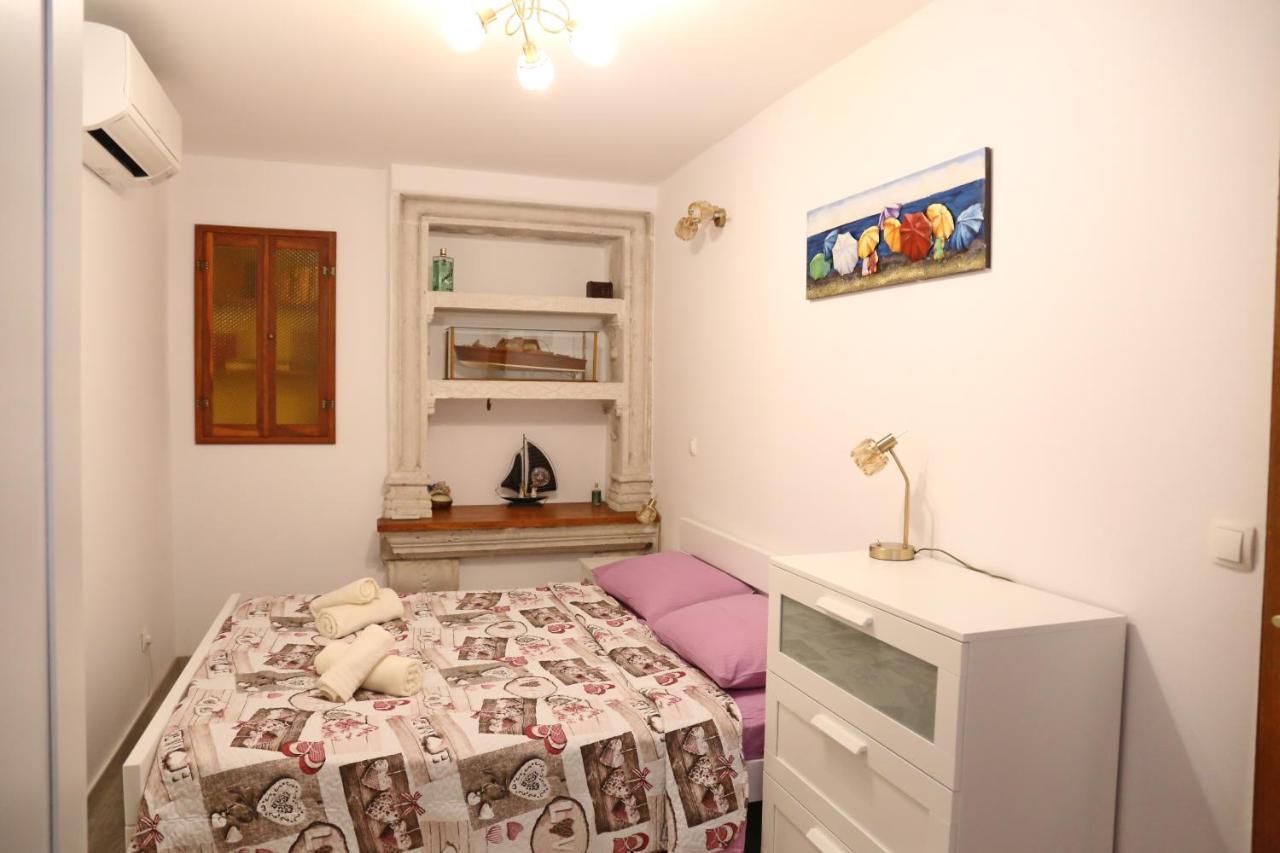 Sailboat House Apartment Korcula Town Bagian luar foto
